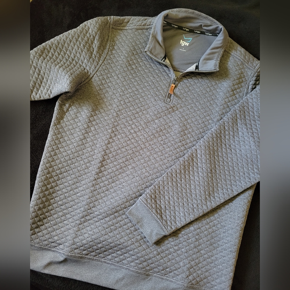Tgw Golf Apparel Men's Large Zip Lightweight Gray Quilted Pull Over Sweater